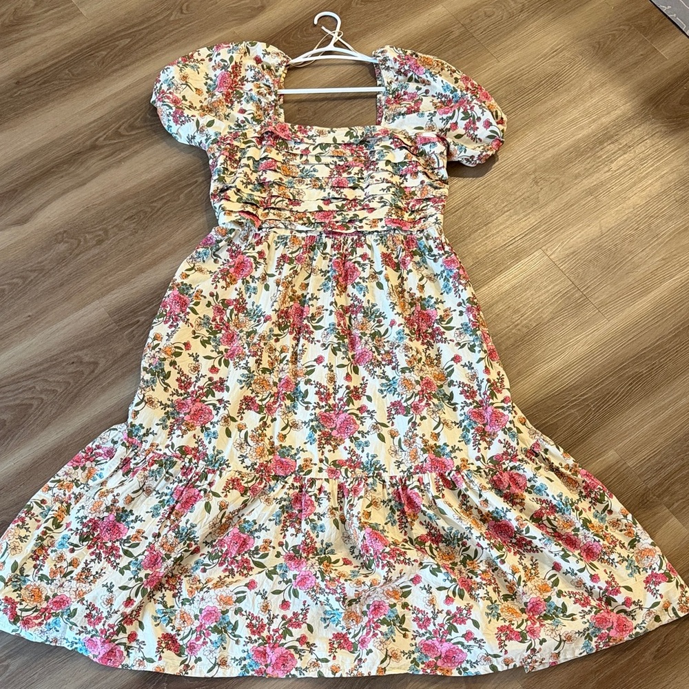 Jessica Simpson Floral Women’s Dress in Cream and Pink